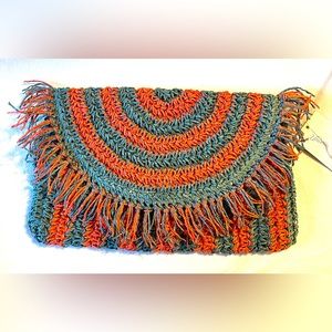 COPY - Universal thread Woven women’s clutch 👛